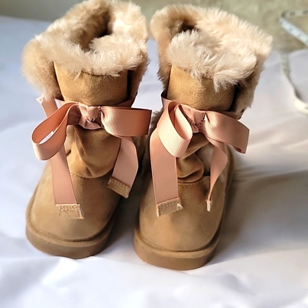 NWT Lands' End Pull On Faux Fur Half Boot Size US 5M Winter Cozy Boots